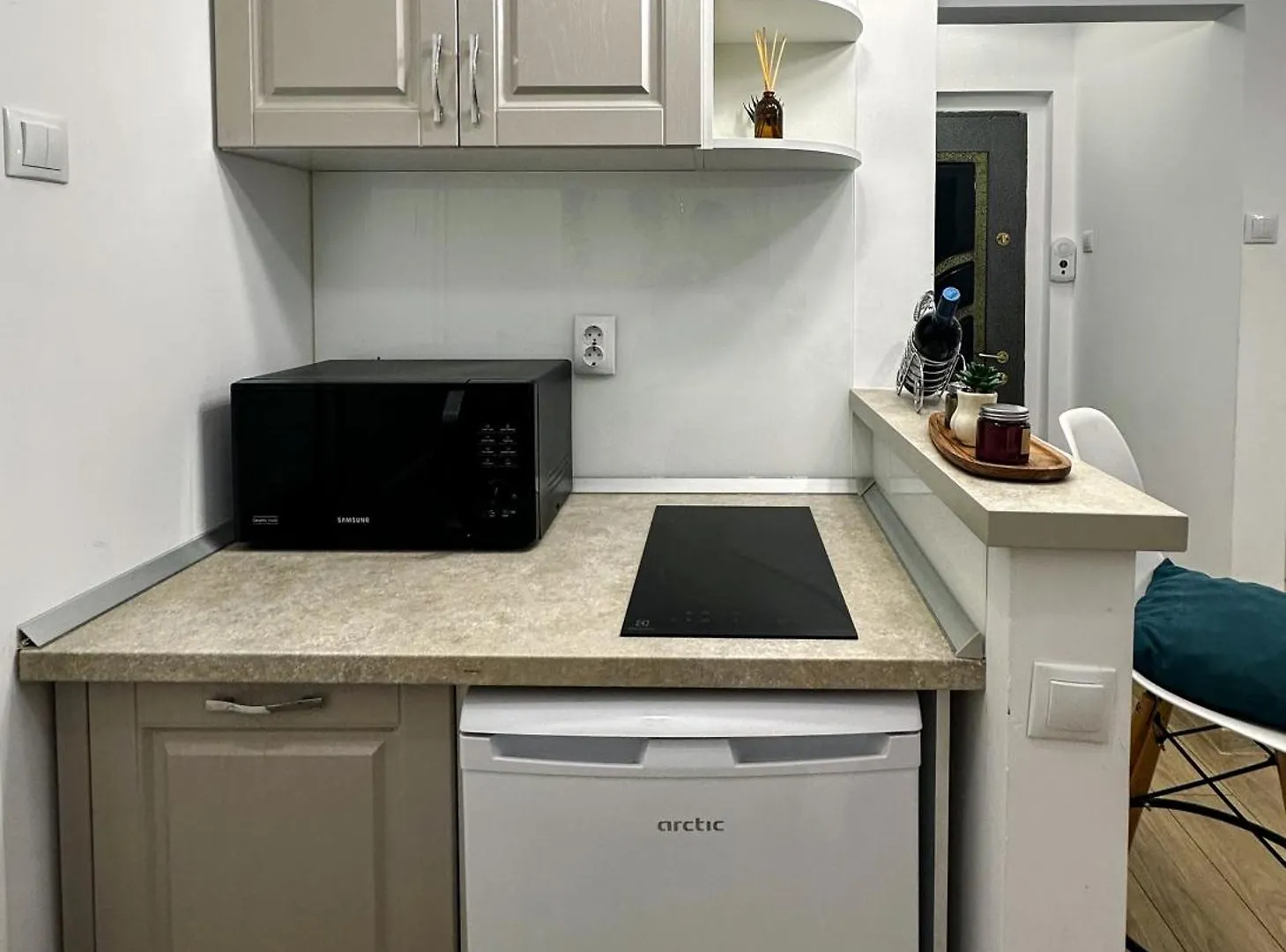בוקרשט Superior One Bedroom Apartment Unirii Square
